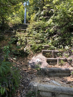 広島県広島市にある絵下山