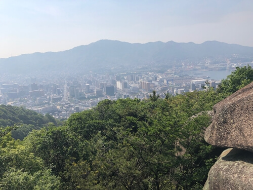 広島県呉市　八畳岩