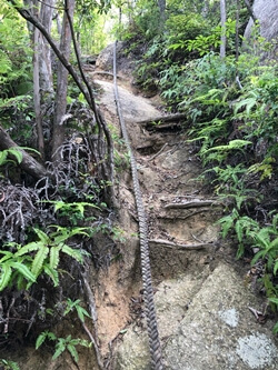 広島県熊野町にある三石山